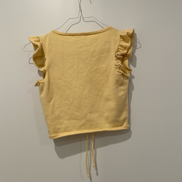 Super soft yellow Vestique summer top, ruffle sleeves - Picture 4 of 5